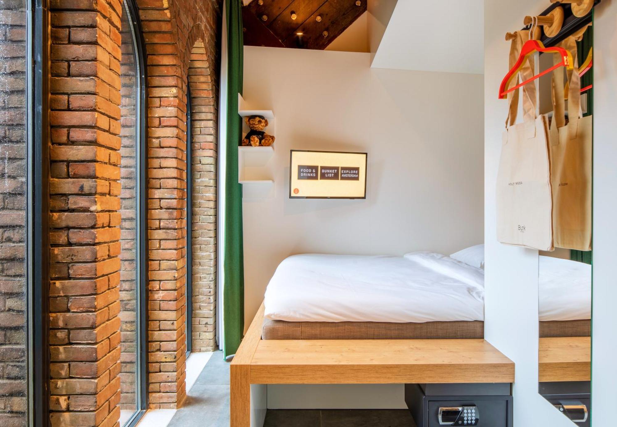 Bunk Hostel Amsterdam Buitenkant foto